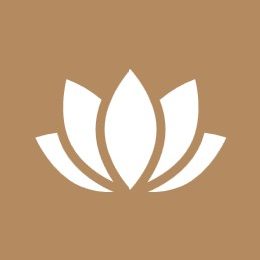 Ruhesuchende und Berufstätige Weißes Lotusblüten-Symbol auf braunem Hintergrund. Symbol für Ruhe.